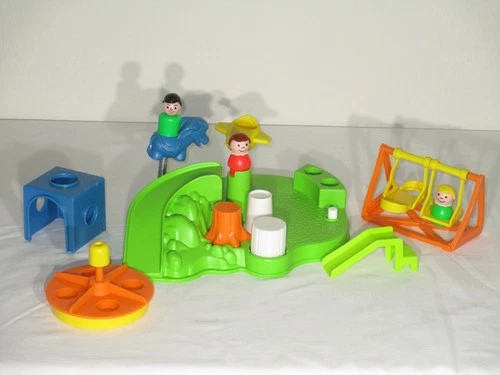 VINTAGE 1986 FISHER PRICE LITTLE PEOPLE PLAYGROUND SET MERRY GO ROUND SLIDE 2525