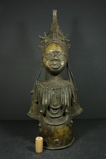 Benin Bronze Queen Mother (Iyoba) &ndash; Afrikanische Skulptur / Tribal Art
