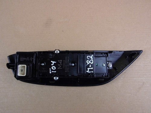 Toyota Yaris IV MK4 front left window switch glass mirror 74232-K0080 - Picture 3 of 4