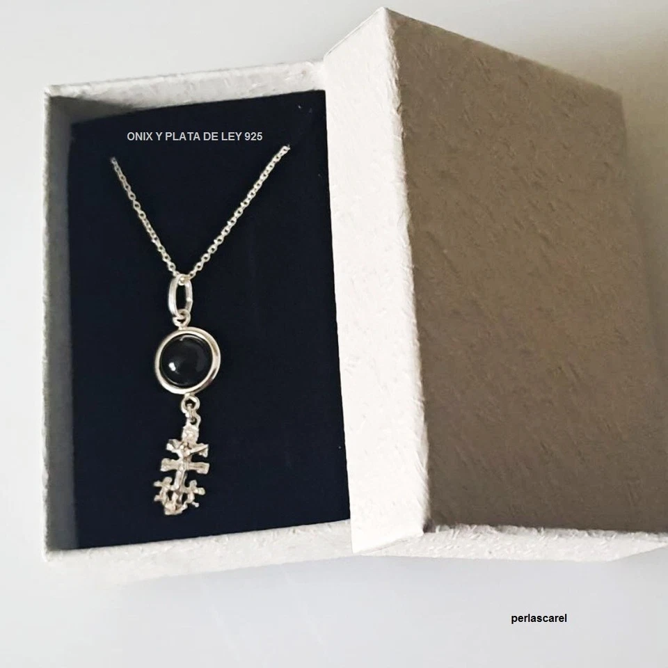 COLLAR con CRUZ de CARAVACA PLATA DE LEY y ònix cabujón redondo de 8mm y estuche - Imagen 3 de 3