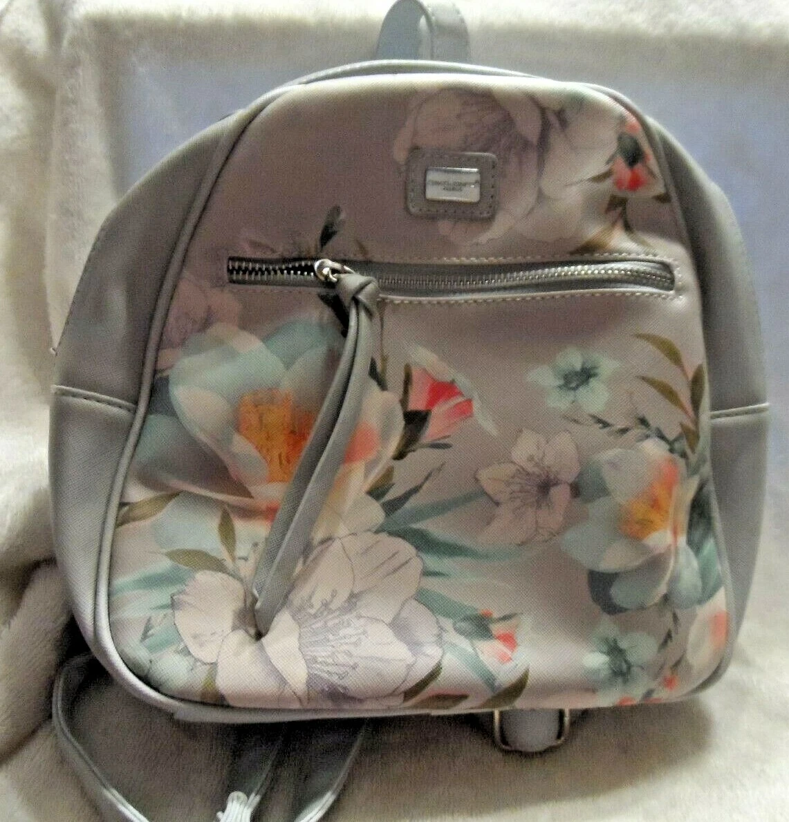 Beautiful light bluish gray floral purse backpack by David Jones