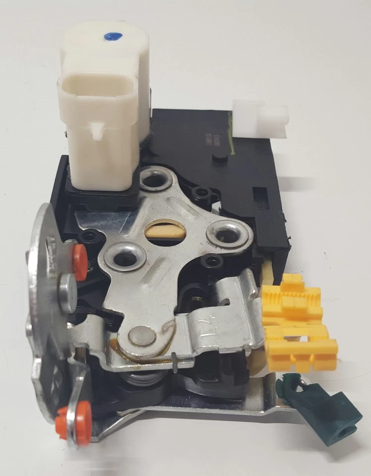 Nuevo actuador de cerradura de puerta trasera izquierda GM OEM para Silverado Sierra 2001-2007 Foto 4 de 4