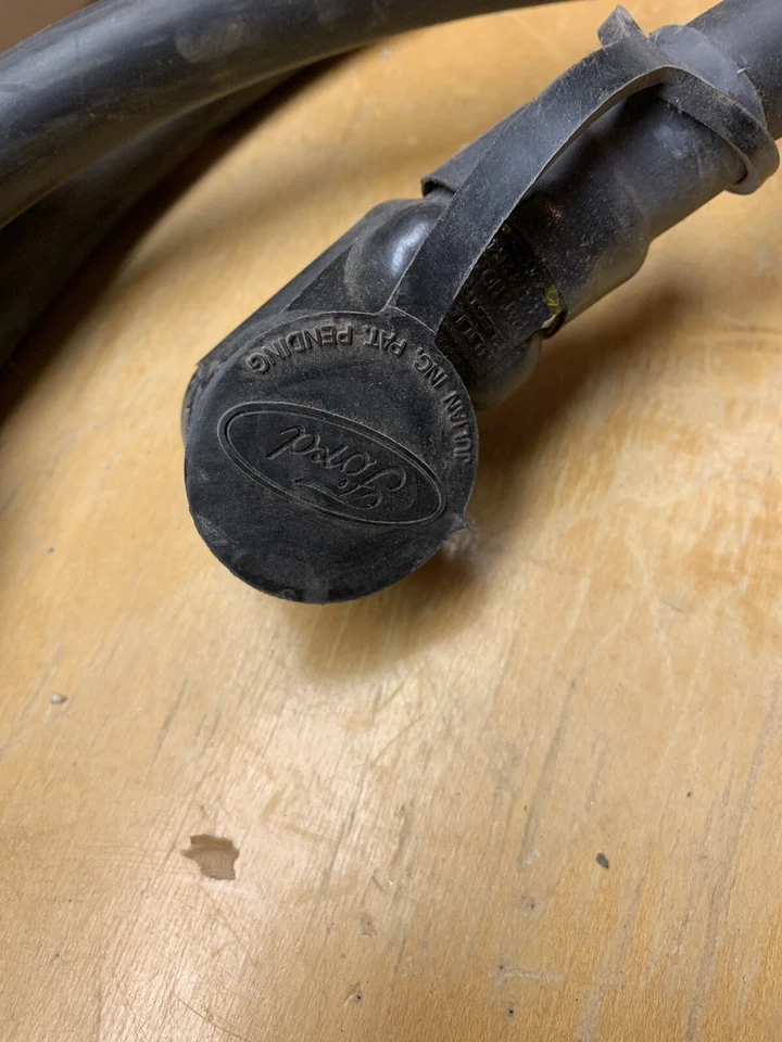 OEM Ford FH4Z-14301-AF FREIGHTLINER CABLE ASM BATERÍA F4HZ14301AF Foto 3 de 4