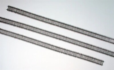 Micro Engineering ~ HO Scale ~ Code 100 36'' Weathered Flex-Track 1 Piece ~12-102