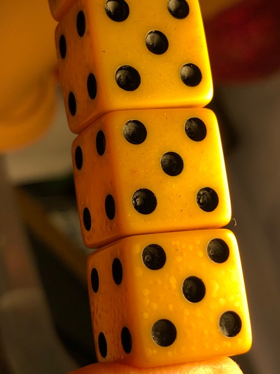Old butterscotch celluloid 19/32