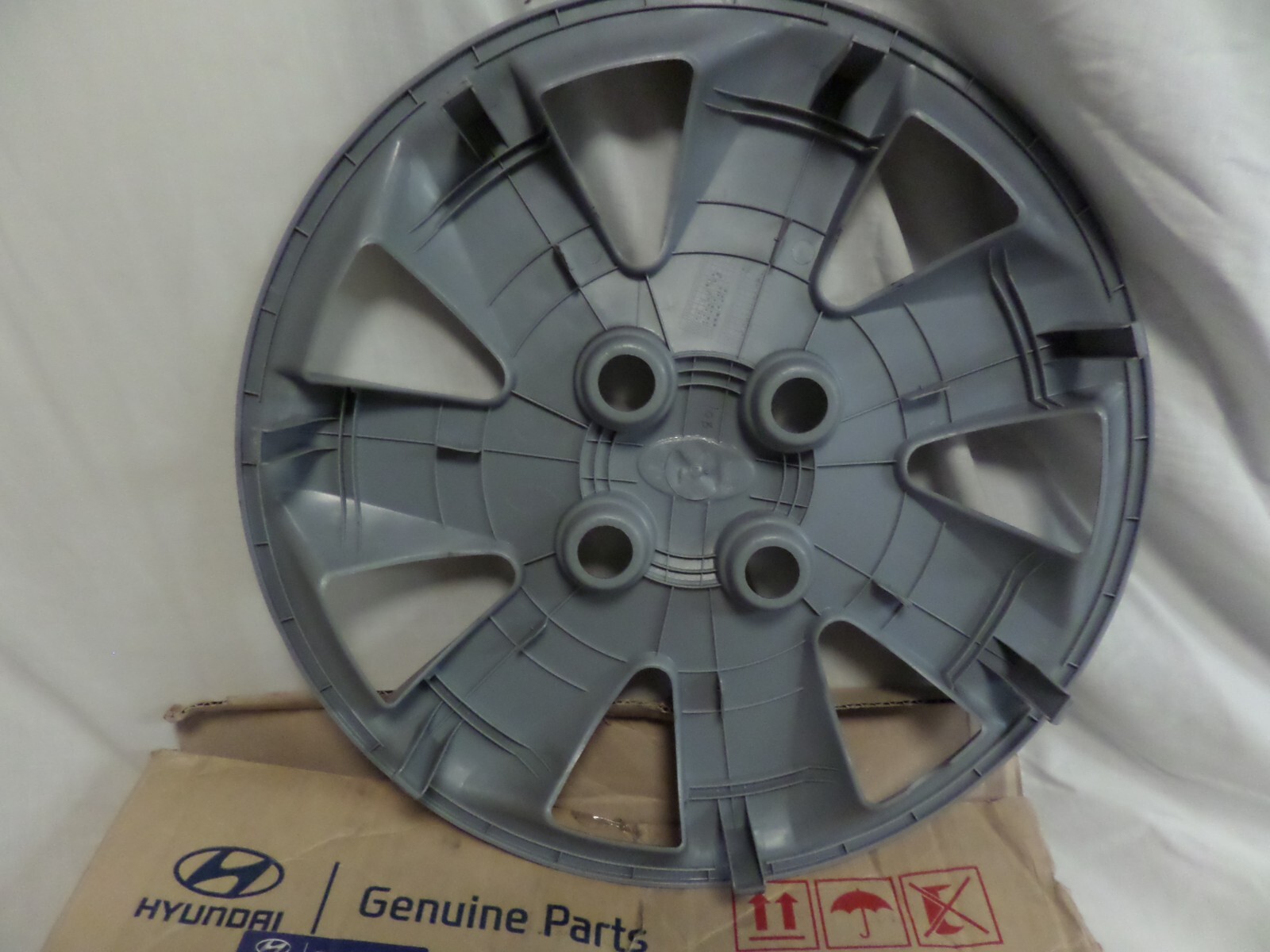 Genuine Hyundai Getz 14" Inch Wheel Trim Cover x1 Part No 529601C400 eBay