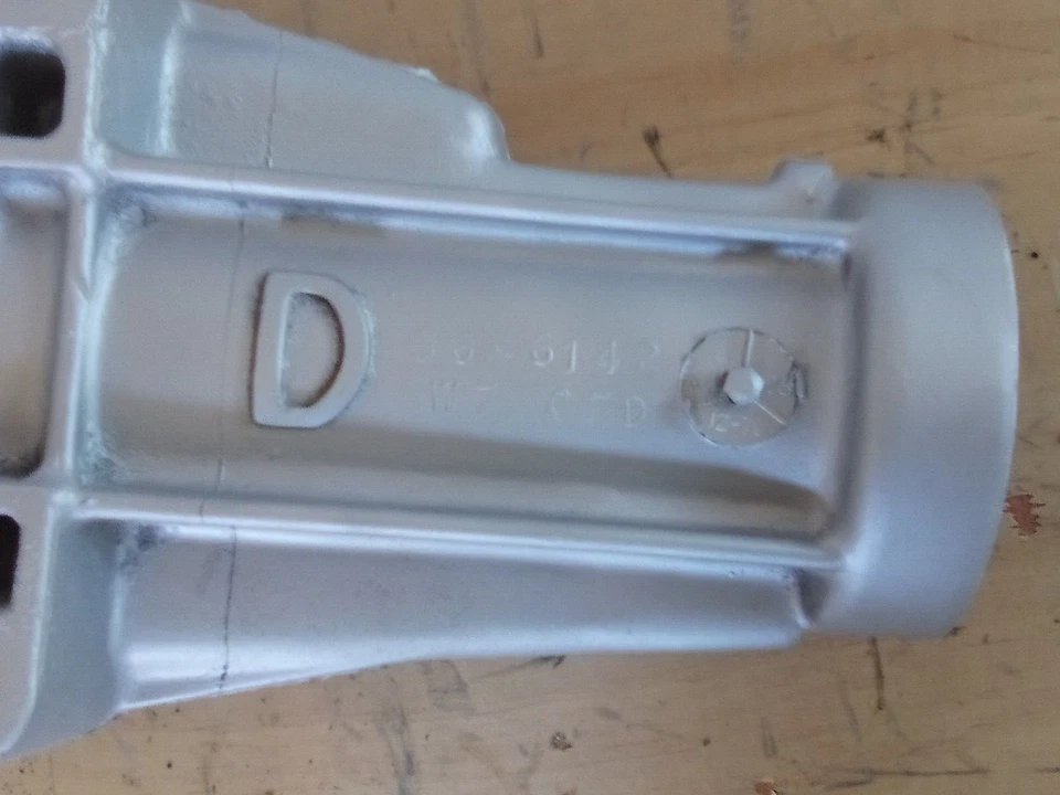 GM TH400 AUTOMATIC TRANSMISSION EXTENSION HOUSING 9 5/8 D8626142 CHEVROLET OEM - Image 4 of 4