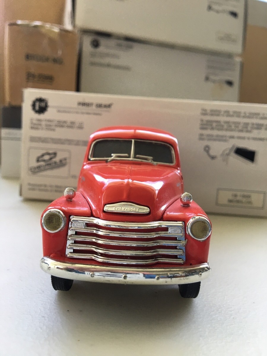 1/34 FIRST GEAR 1949 CHEVROLET PANEL TRUCK “ MOBIL LUBRICATION” | eBay