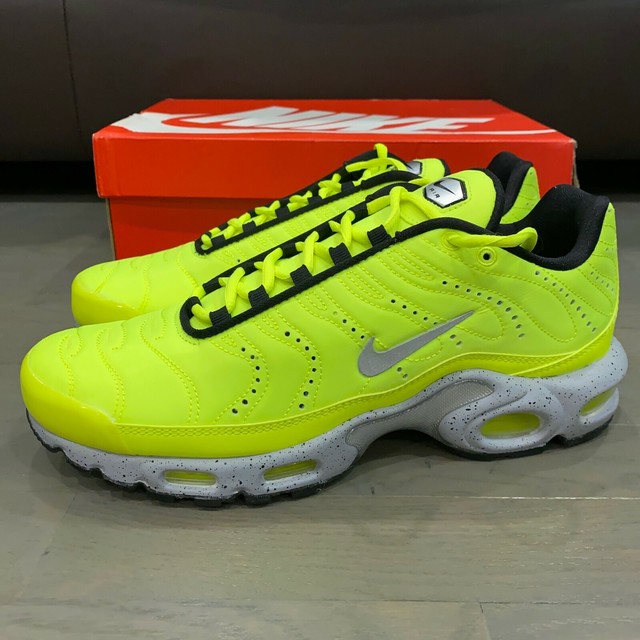 air max plus premium volt