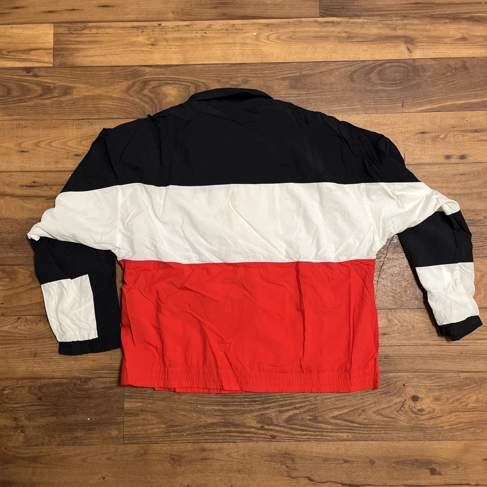 复古 Fila Spellout 风衣夹克纽扣尺寸 XXL — 第 4/4 张图片