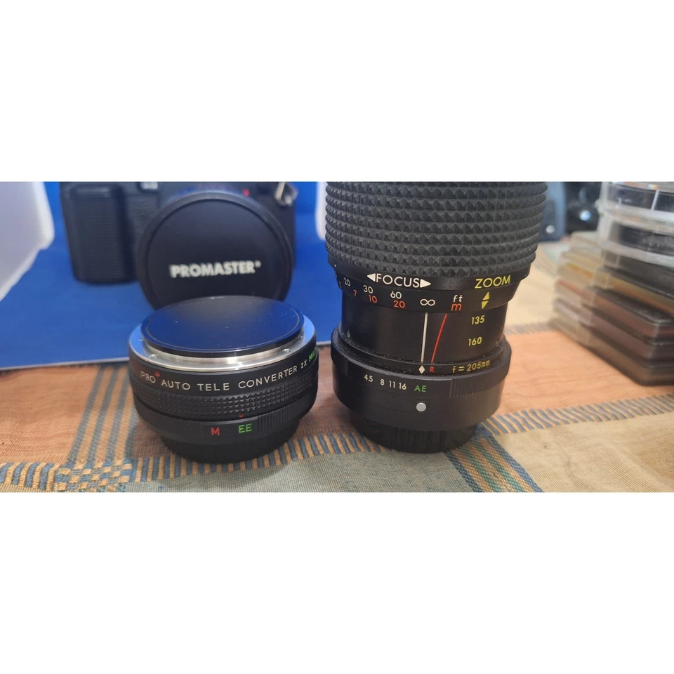 Cámara de película Konica FS-1 SLR 35 mm con varias lentes y filtros - ¡probada con película! Foto 4 de 4