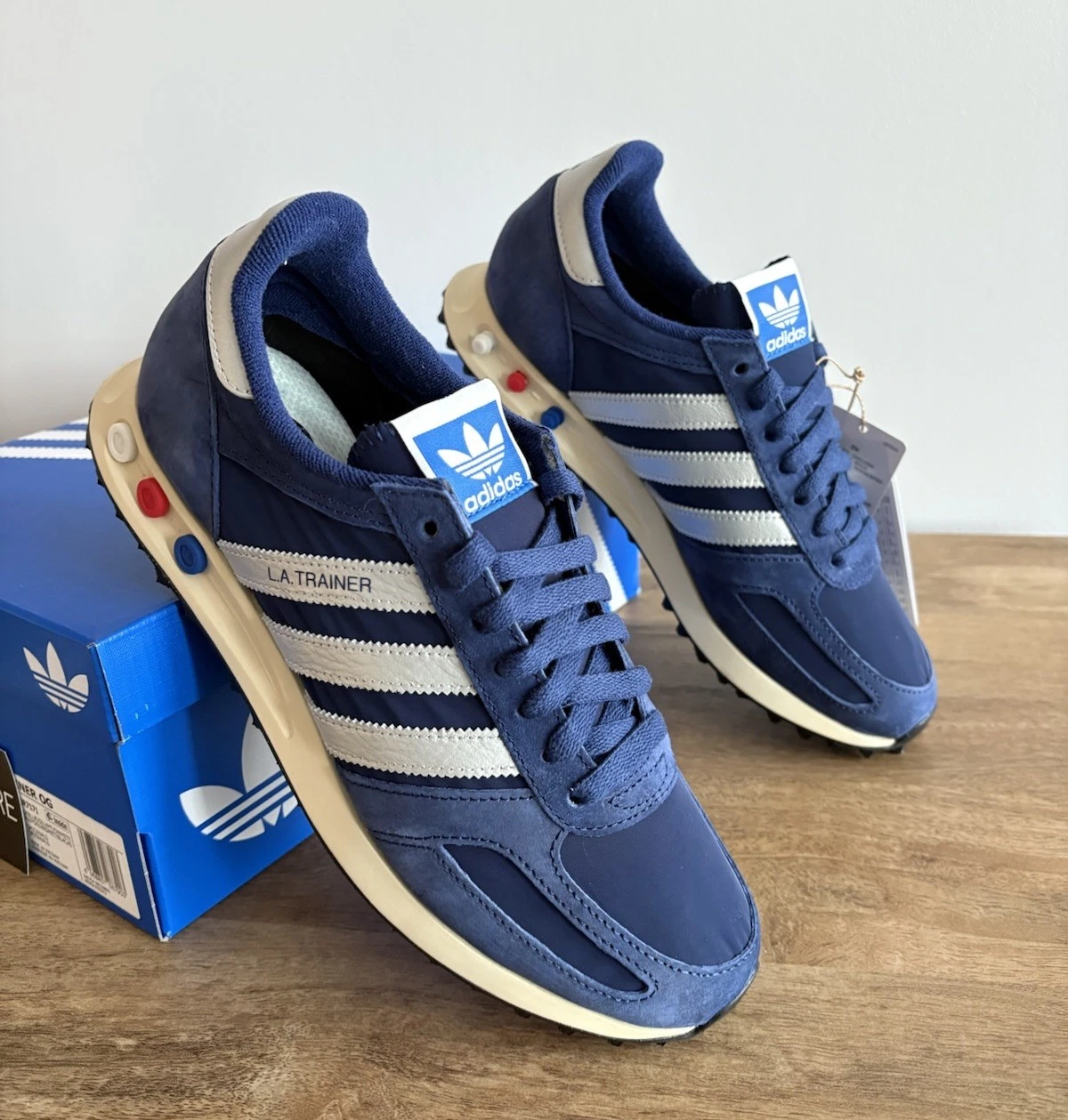 ADIDAS ORIGINALS LA TRAINER OG BLUE/SILVER JR7171 - SIZE UK 8 - BNWT & BOX