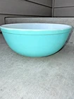 Vintage Pyrex Robin’s Egg Blue Mixing Bowl 4 Qt #404 Turquoise Retro Glass