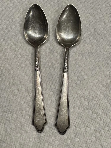 Heirloom Sterling Chateau Sterling Silver Teaspoon 2 Spoons Lunt Silverware