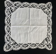 Beautiful Antique White Linen  Hand Made Maltese Lace Handkerchief Wedding