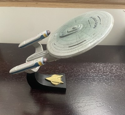 L.E Star Trek NCC 1701C Ship Guardians Of The Federation Collection By Hamilton 