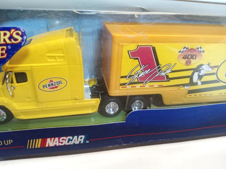 Steve Park Pennezoil-Looney Tunes 1/64 Trailer Rig W/ 6 Trading Cards - 1 Rookie - Image 4 of 4