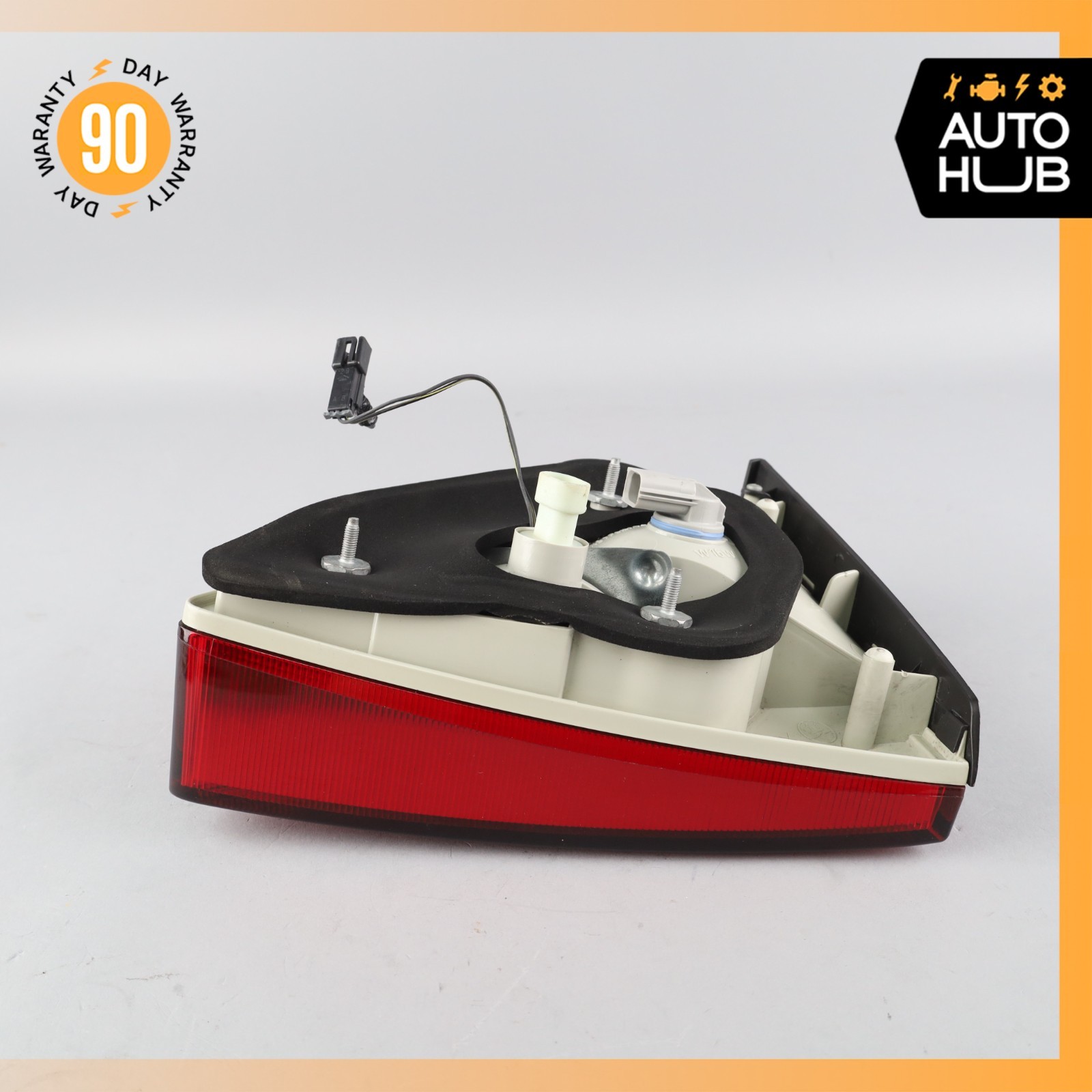 13-19 Maserati GranTurismo M145 Inner Tail Light Lamp Left Side 285758 OEM 60k