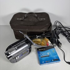 Sony Handycam DCR-DVD710 Tested Read Disc. Battery Remote Bag Cables Manuals