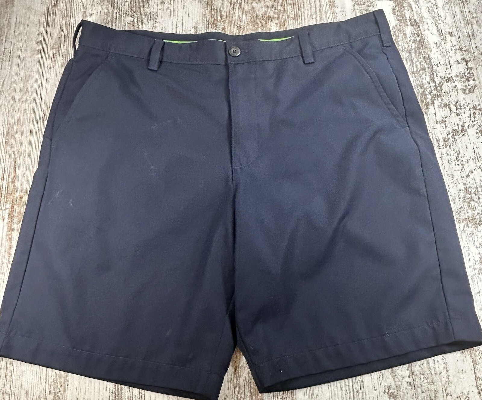 IZOD Golf Mens Navy Blue Golf  Shorts sz 38 X 9.5 Comfort Waist Band
