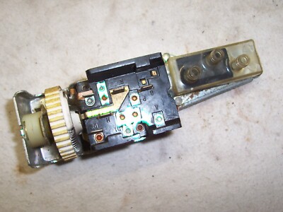 NORS 1975-1979 Ford Lincoln Headlight Switch Motorcraft SW-1284