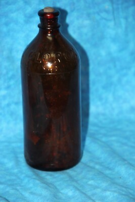 Vintage Clorox Brown Glass Bottle ~ 16 oz ~ Reg U.S. Pat Off with Cork Top