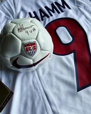 Women's Nike USWNT 1999 Special Edition Mia Hamm Jersey Sz L Autographed Ball
