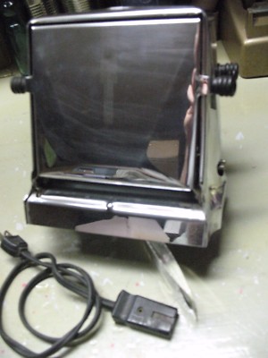 PROCTOR  & SCHWATZ   TOASTER  MODEL 1453 TURN O MATIC  DECO   USA  