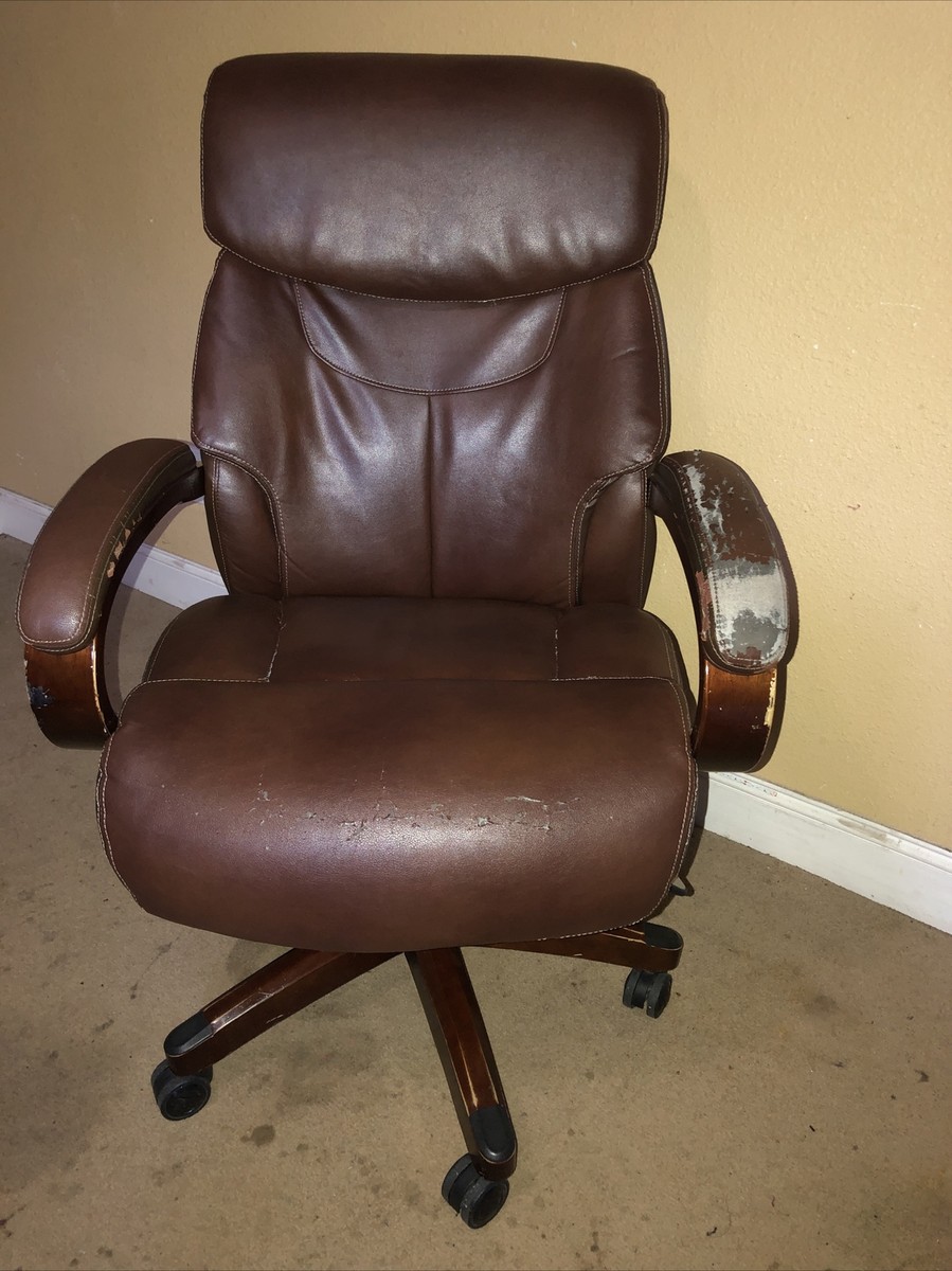 La-Z-Boy Bradley Bonded Leather Executive Chair 44762 656292447629