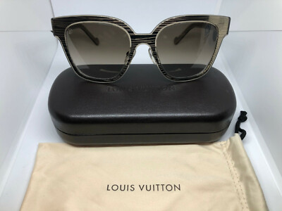 100%Authentic Louis Vuitton Epi Audrey Metallic Resin 53mm