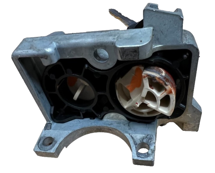 1995-1997 Chevy Silverado Tahoe Blazer Steering Column Lock
