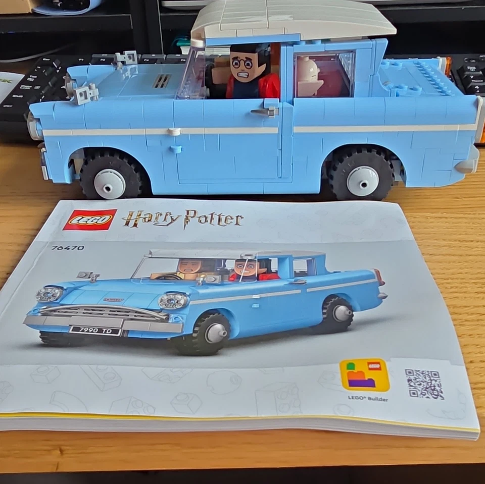 LEGO Harry Potter 76470 Enchanted Flying Ford Anglia, photo 1 of 5