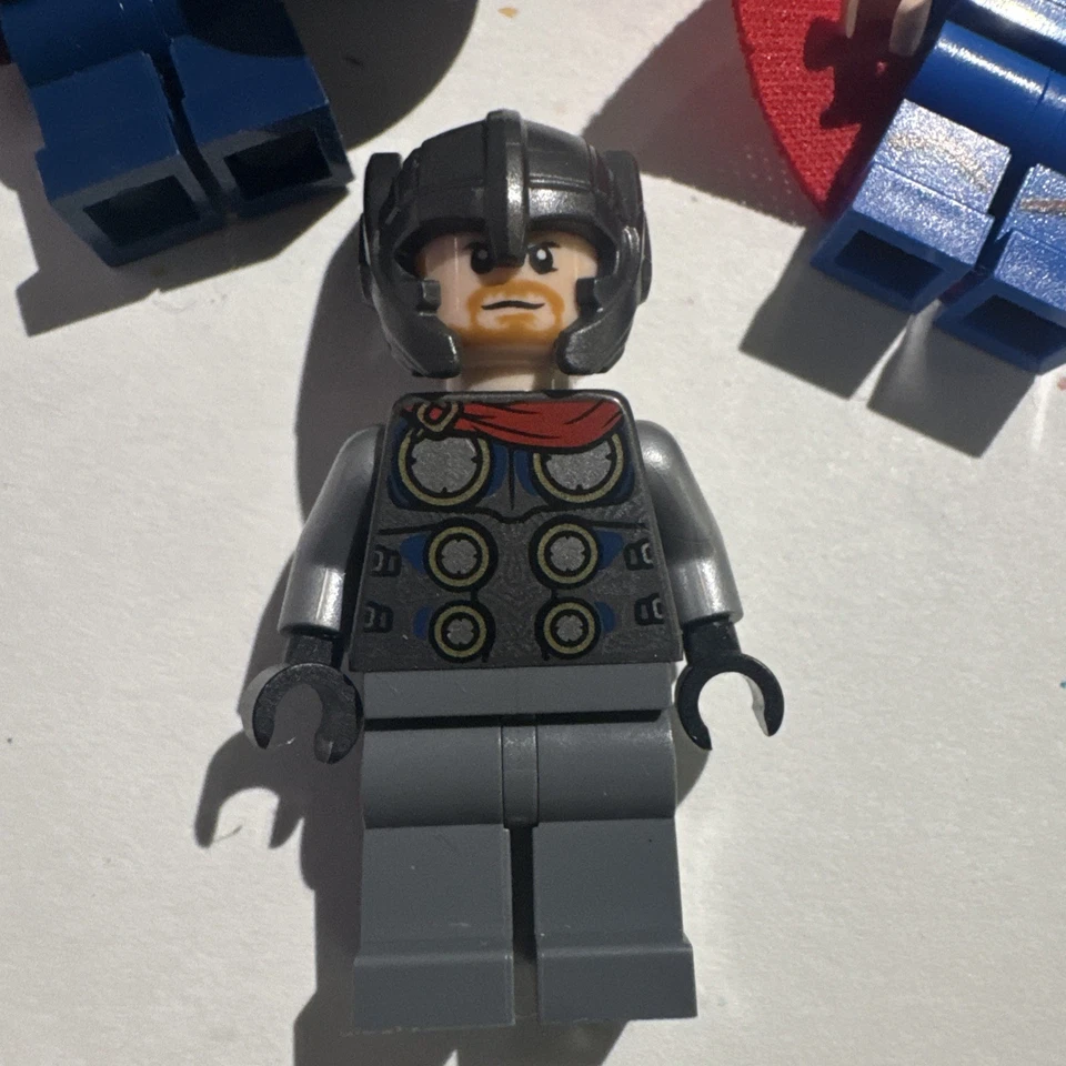 Lego Hero Lot Of 15.  Batman, Thor, Superman/Woman, Spider Man - Image 4 of 4