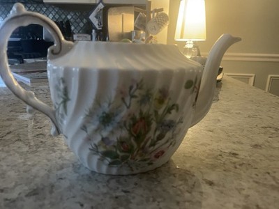 Aynsley Wild TUDOR Floral Individual Teapot Bone China, Made in England