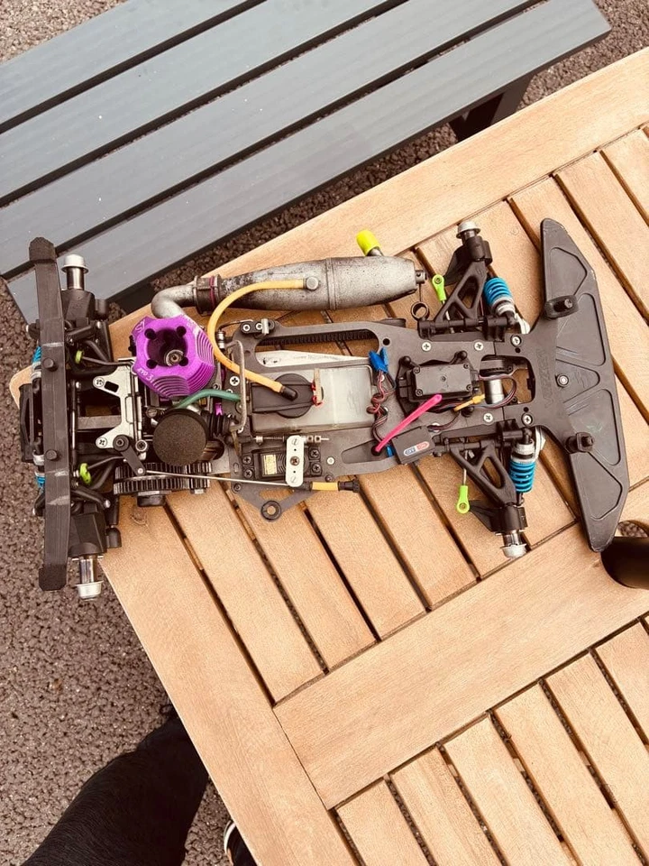 Serpent Vector 1/8 RC Car Chassis – Vintage Parts Lot – AS-IS for Repair  - Image 3 of 4