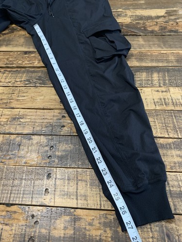 Lululemon Dance Studio Relaxed-Fit Mid-Rise Cargo Jogger Usato in ottime condizioni nero taglia small - Foto 6 di 8