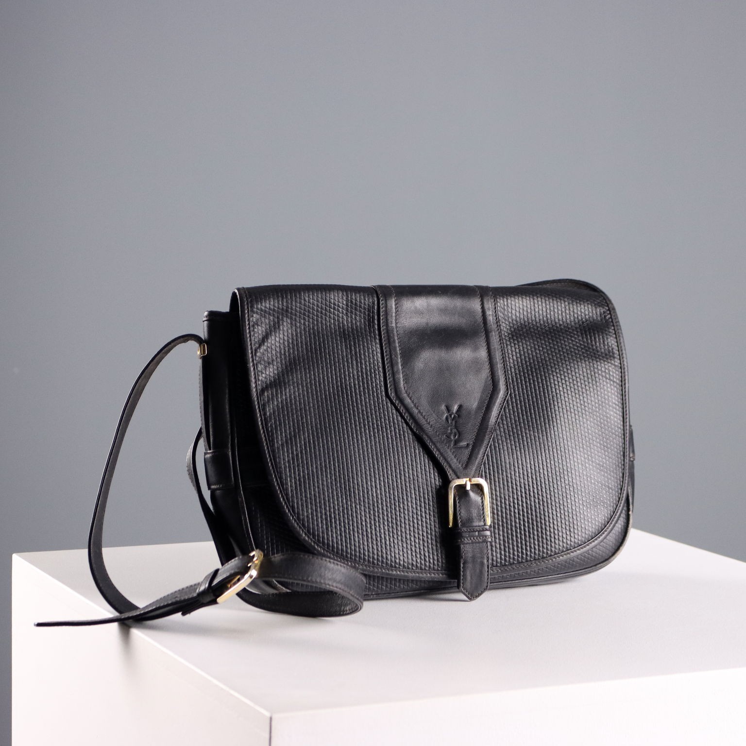 Yves Saint Laurent Borsa Vintage Pelle Nera Italia Anni 70-80 Originale