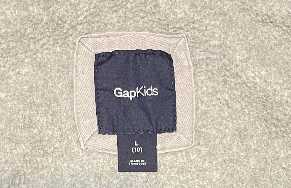 Roupas - Gap - Moletom com capuz com zíper completo - Infantil tamanho M (8) - Imagem 2 de 3