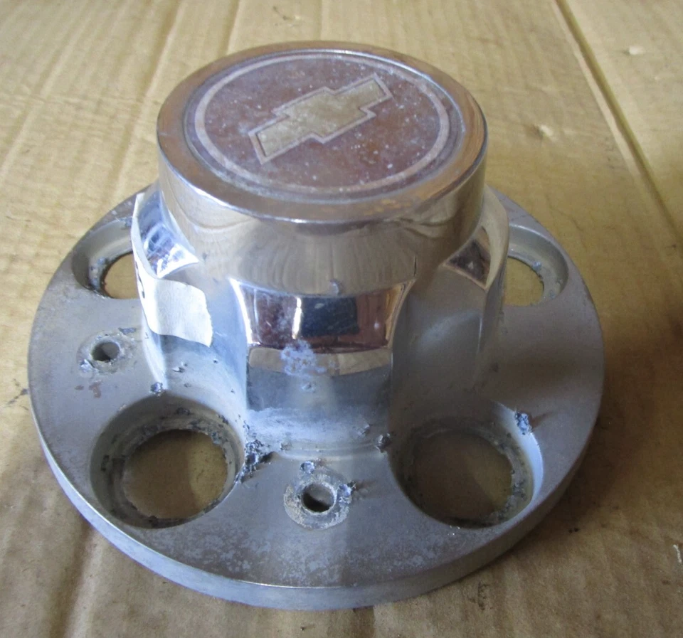 UNO OEM 73-87 Chevy C/K CUERPO CUADRADO 5 tapón central de rueda de rally GM C10 Foto 3 de 4