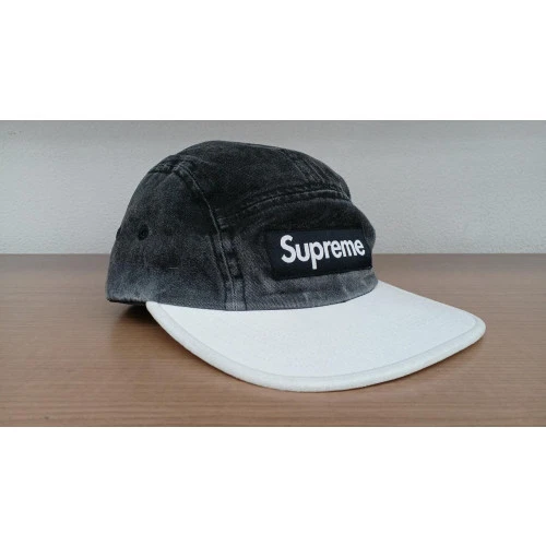 Casquette de camp SUPREME pigment 2 tons blanche x denim noir état B