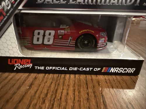Lionel Racing Dale Earnhardt Jr. #88 Axalta Last Ride (QVC) 1:24 - Imagen 2 de 7