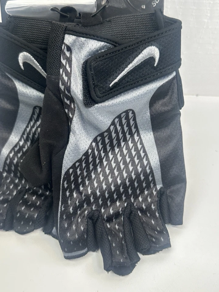 耐克训练手套男式中号 Dri-Fit 核心锁 2.0 健身房锻炼轻便 — 第 3/4 张图片