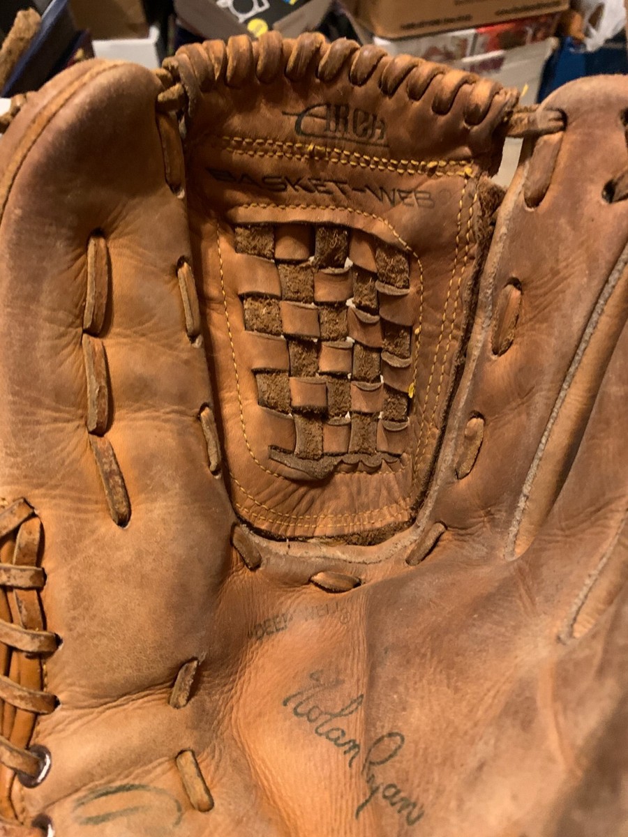 Rawlings Nolan Ryan RBG36 Baseball Glove RHT Righty 12