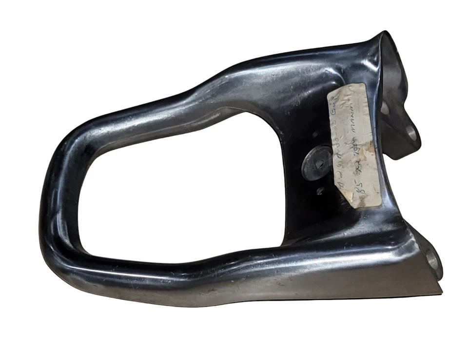 Barra de asiento trasero con agarre 85-86 YAMAHA XJ700/XJ750 MAXIM / MAXIM X 1AA-2164A-00-00 OEM Foto 3 de 4