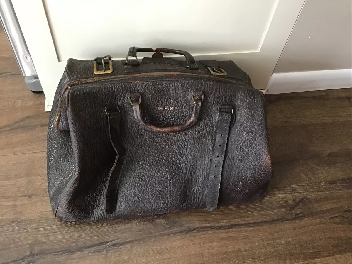 All Men's Luggage & Travel Accessories