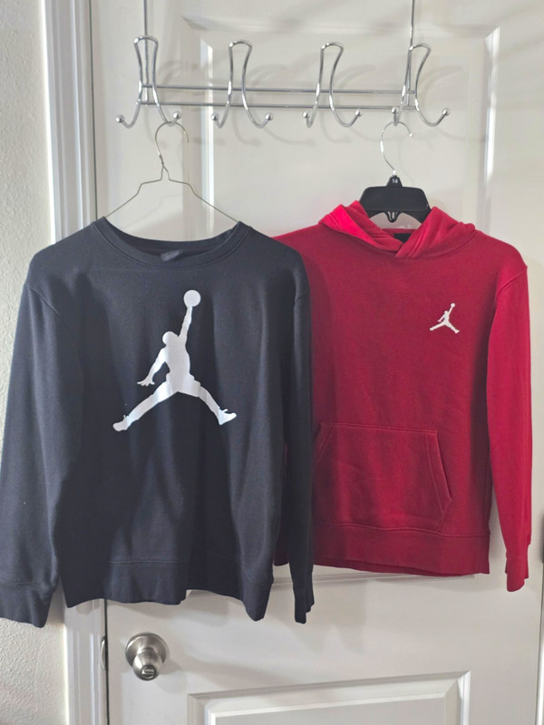 Jordan Boys M (10-12) Black Crewneck Sweatshirt & Red Pullover Hoodie Set
