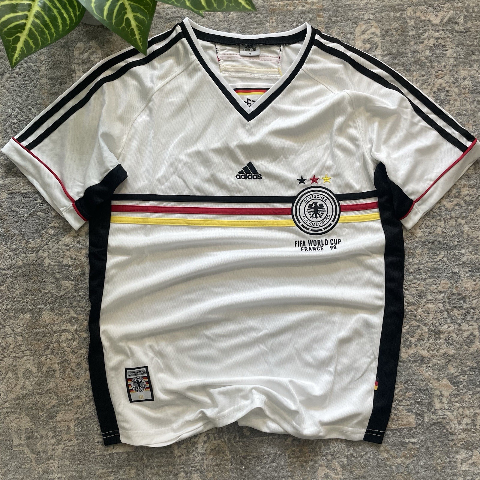 VINTAGE 1998 ADIDAS GERMANY NATIONAL SOCCER TEAM JERSEY IN SIZE M