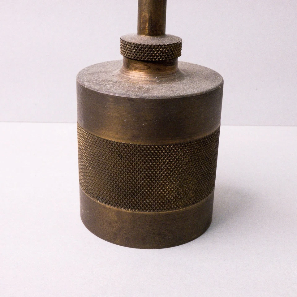 Antiga lanterna queimador de álcool bronze serrilhado arte maquinista (estilo Diresta) - Imagem 3 de 4