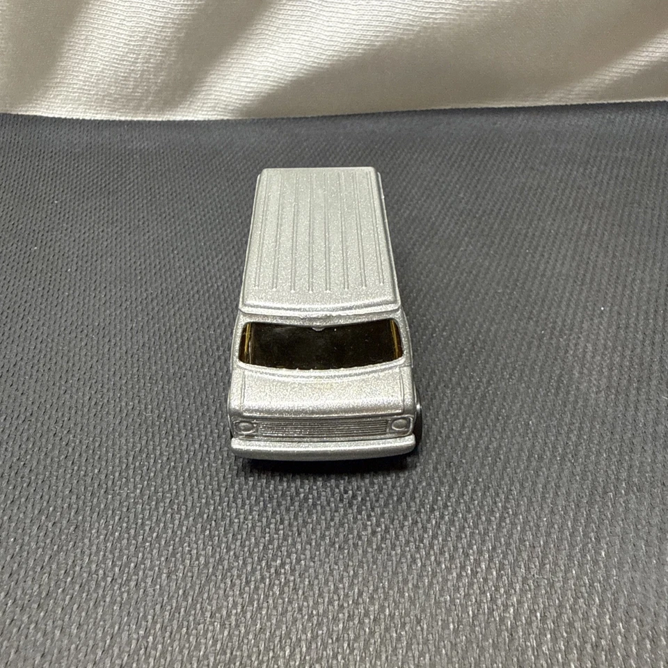 Vintage Corgi Juniors Chevrolet Van, Silver Super Van, GT Britain READ BELOW - Image 2 of 4