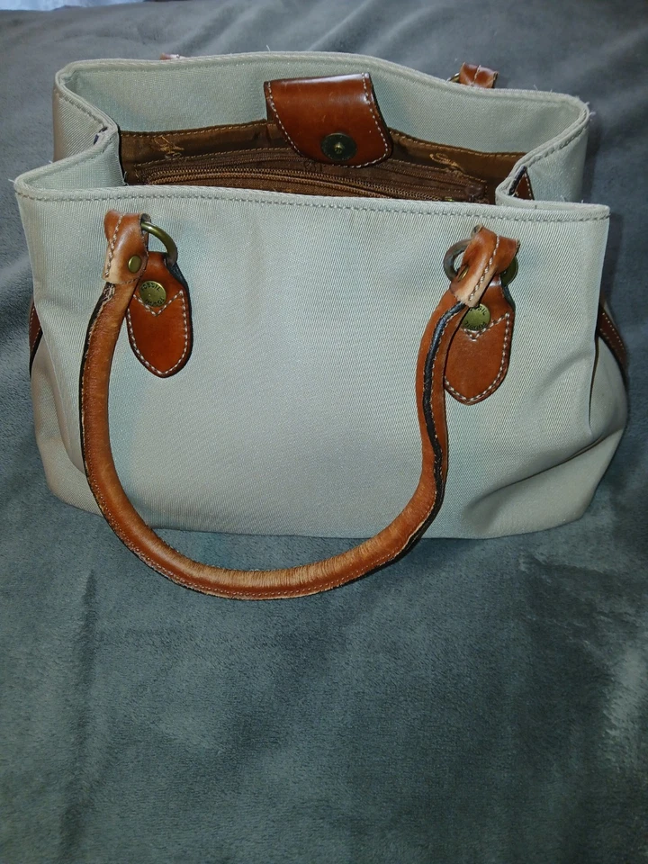 Bolso de Mano Comprador Auténtico Artesanal FOSSIL Clásico Color Castaño Forrado Cuero Foto 3 de 4